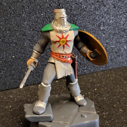 Dark Souls Solaire of Astora Figurine - Heroes of Lordran Collection - Front View